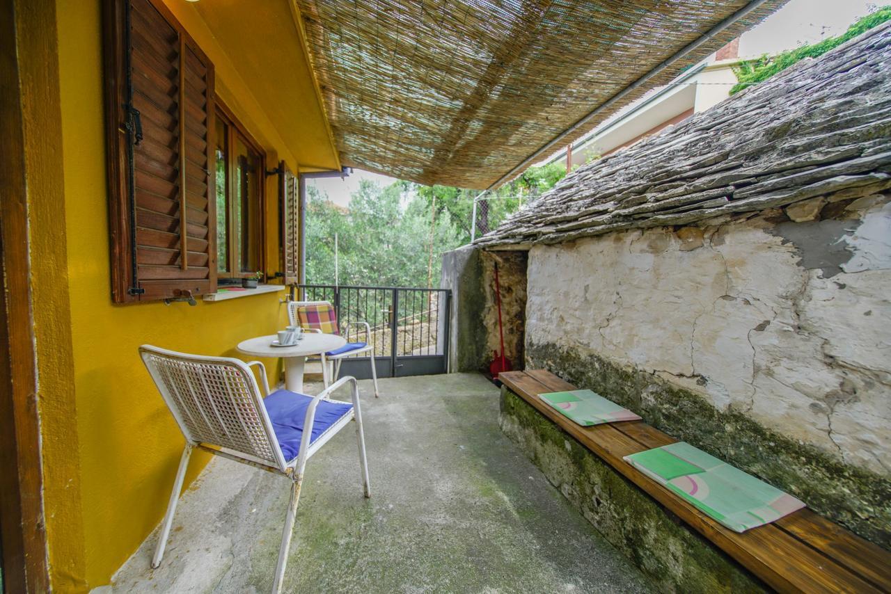 Holiday Home Jere Postira Exteriér fotografie